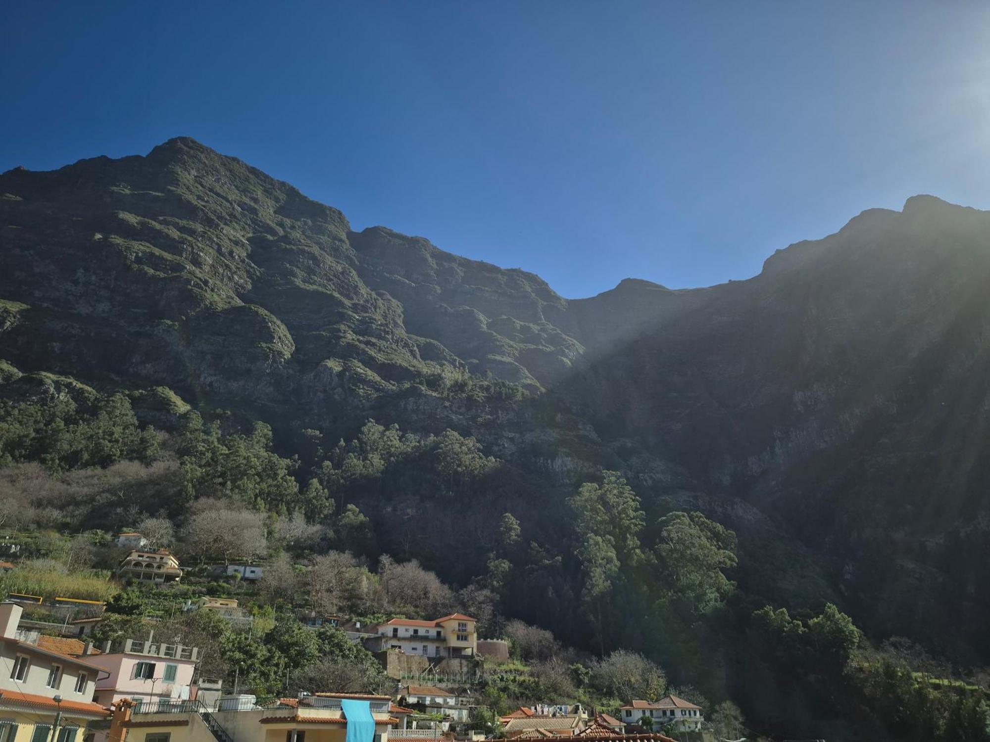 Valley Of Nuns Holiday Apartments Curral Das Freiras Eksteriør billede