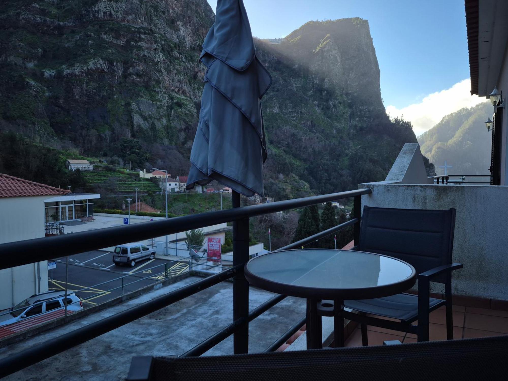 Valley Of Nuns Holiday Apartments Curral Das Freiras Eksteriør billede