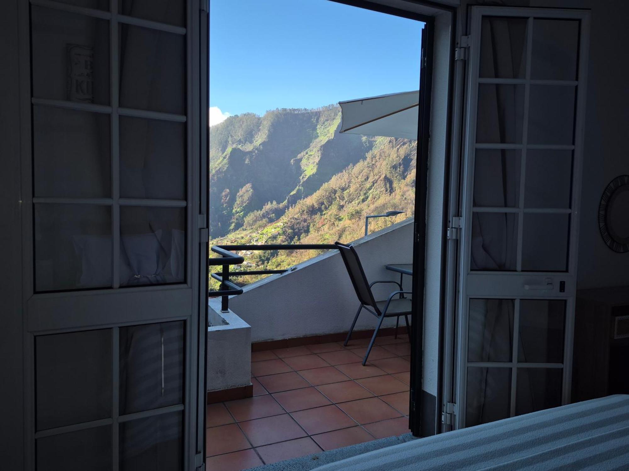 Valley Of Nuns Holiday Apartments Curral Das Freiras Eksteriør billede