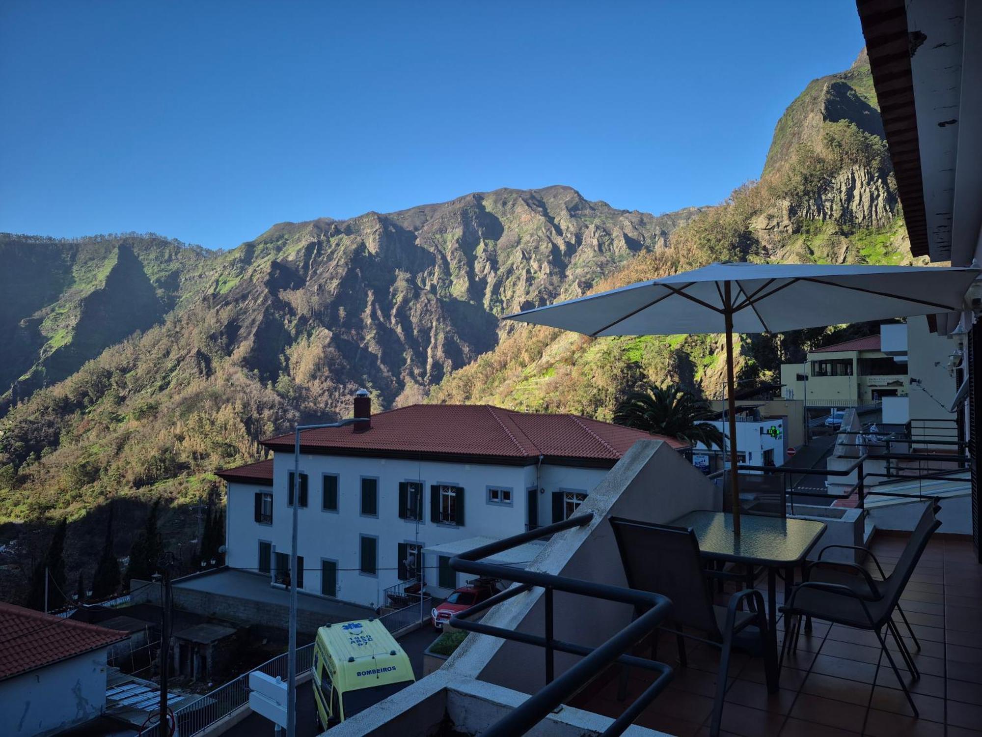 Valley Of Nuns Holiday Apartments Curral Das Freiras Eksteriør billede