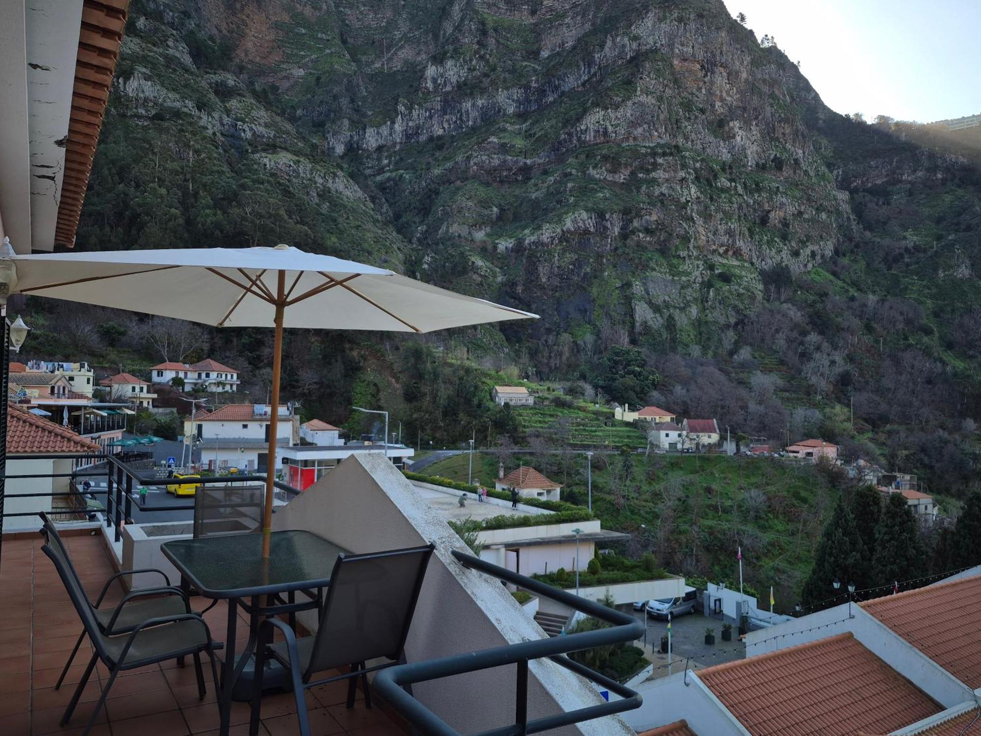 Valley Of Nuns Holiday Apartments Curral Das Freiras Eksteriør billede